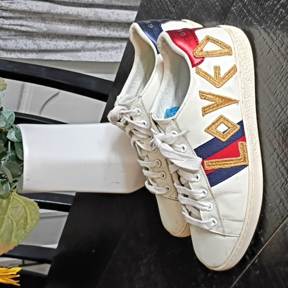 Gucci White Sneakers with Gold and Blue Accents